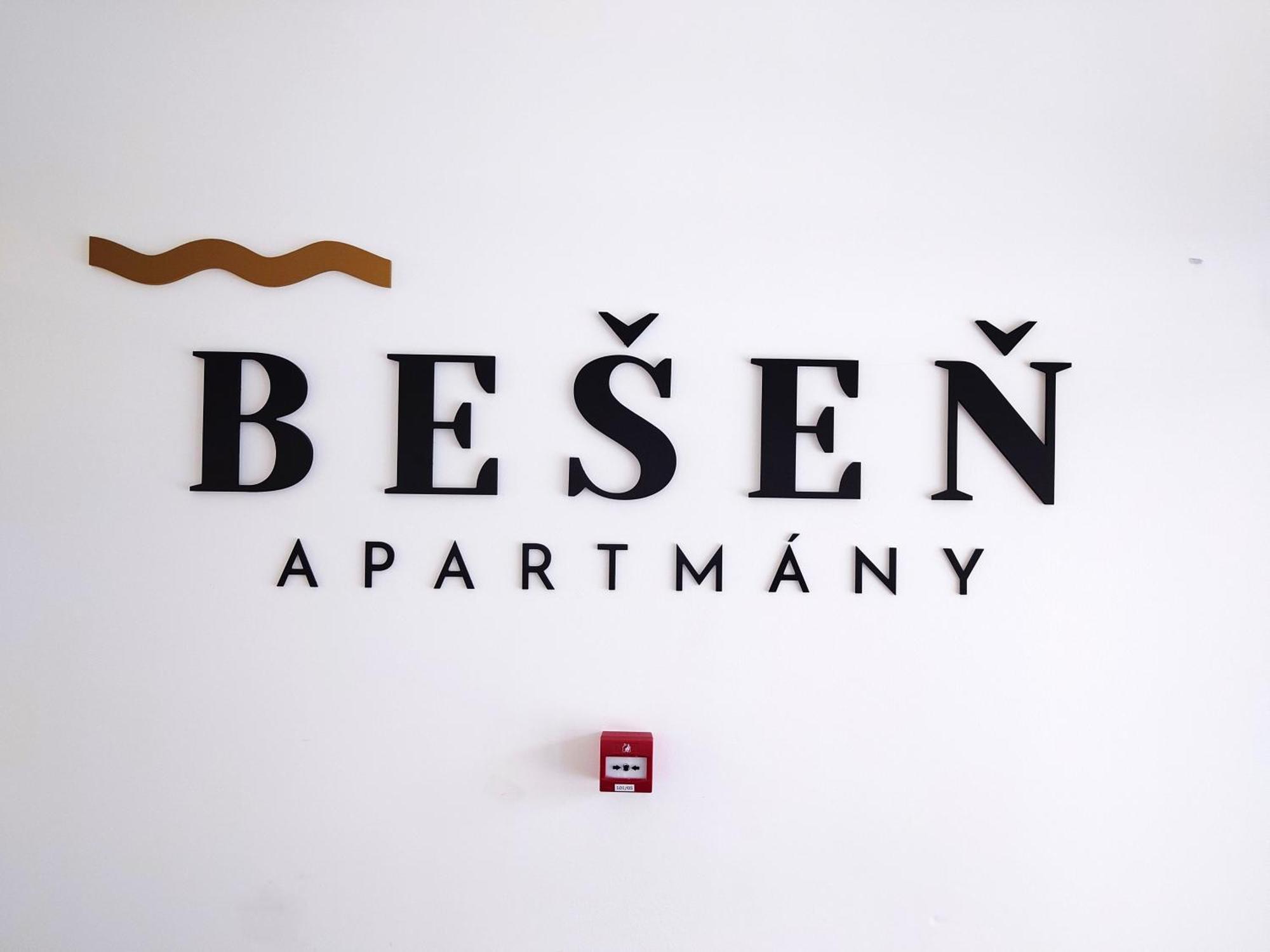 Apartman Nad Riekou Bešeňová 외부 사진