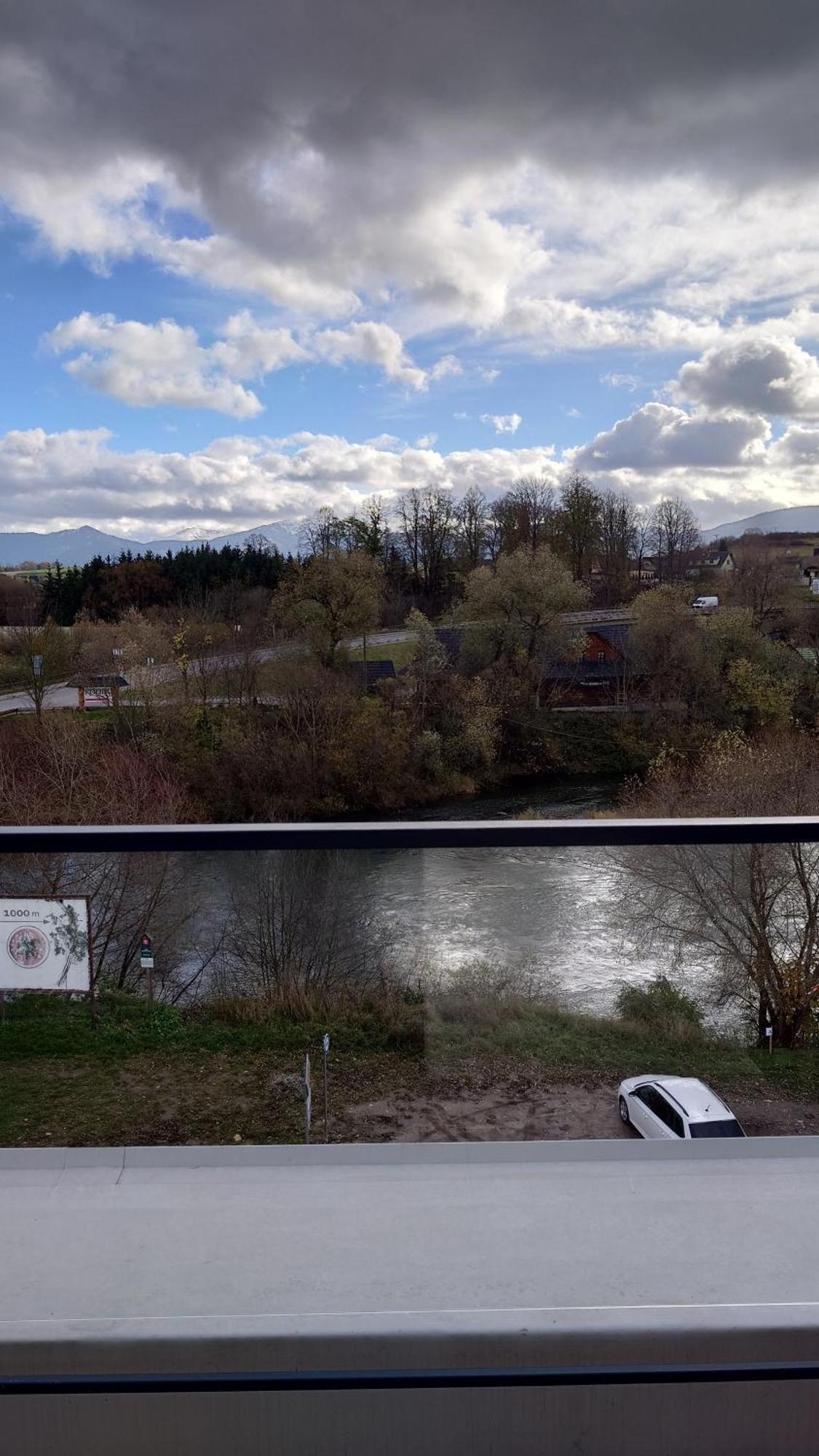 Apartman Nad Riekou Bešeňová 외부 사진