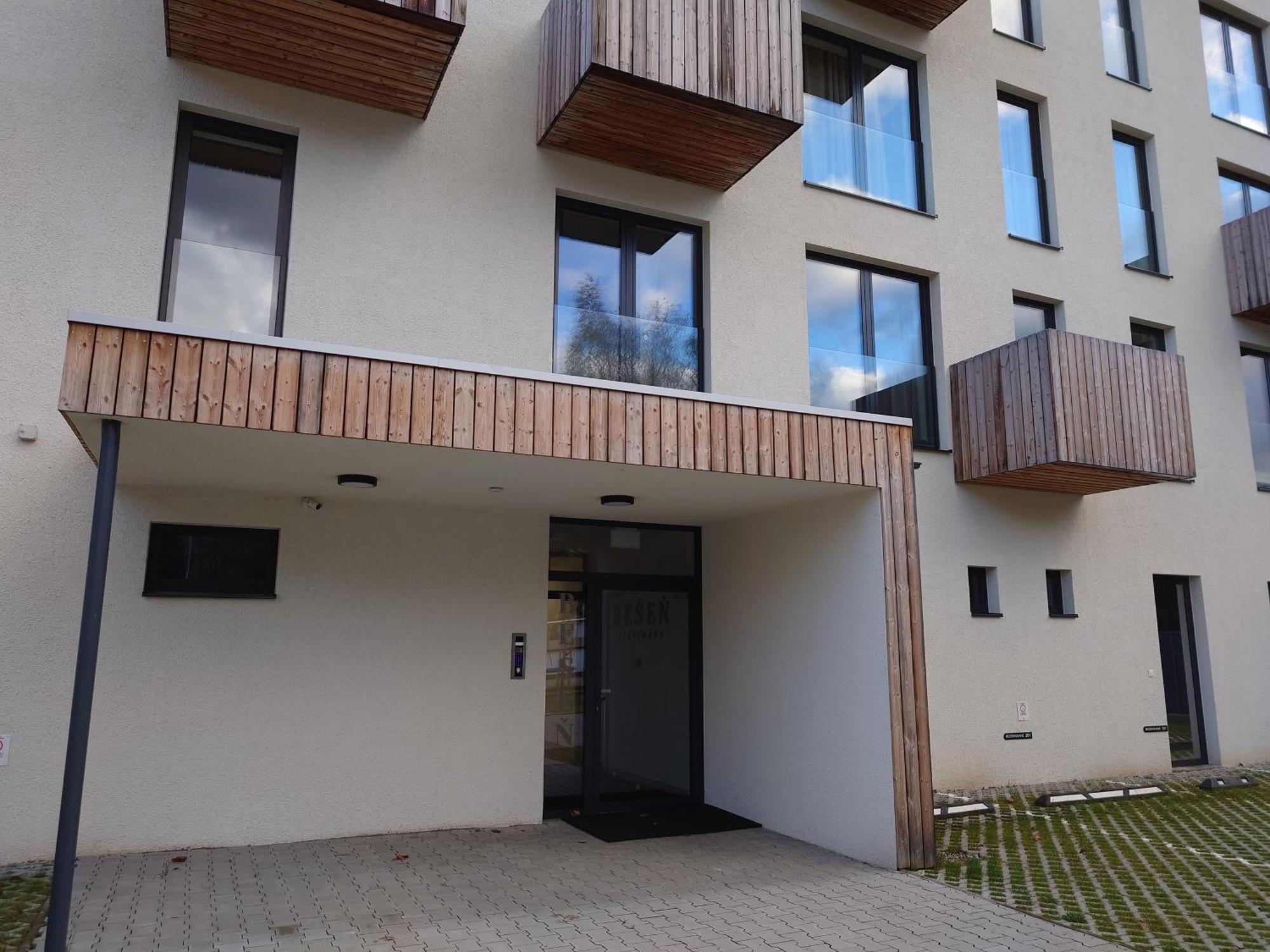 Apartman Nad Riekou Bešeňová 외부 사진